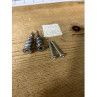Hanging hardware
