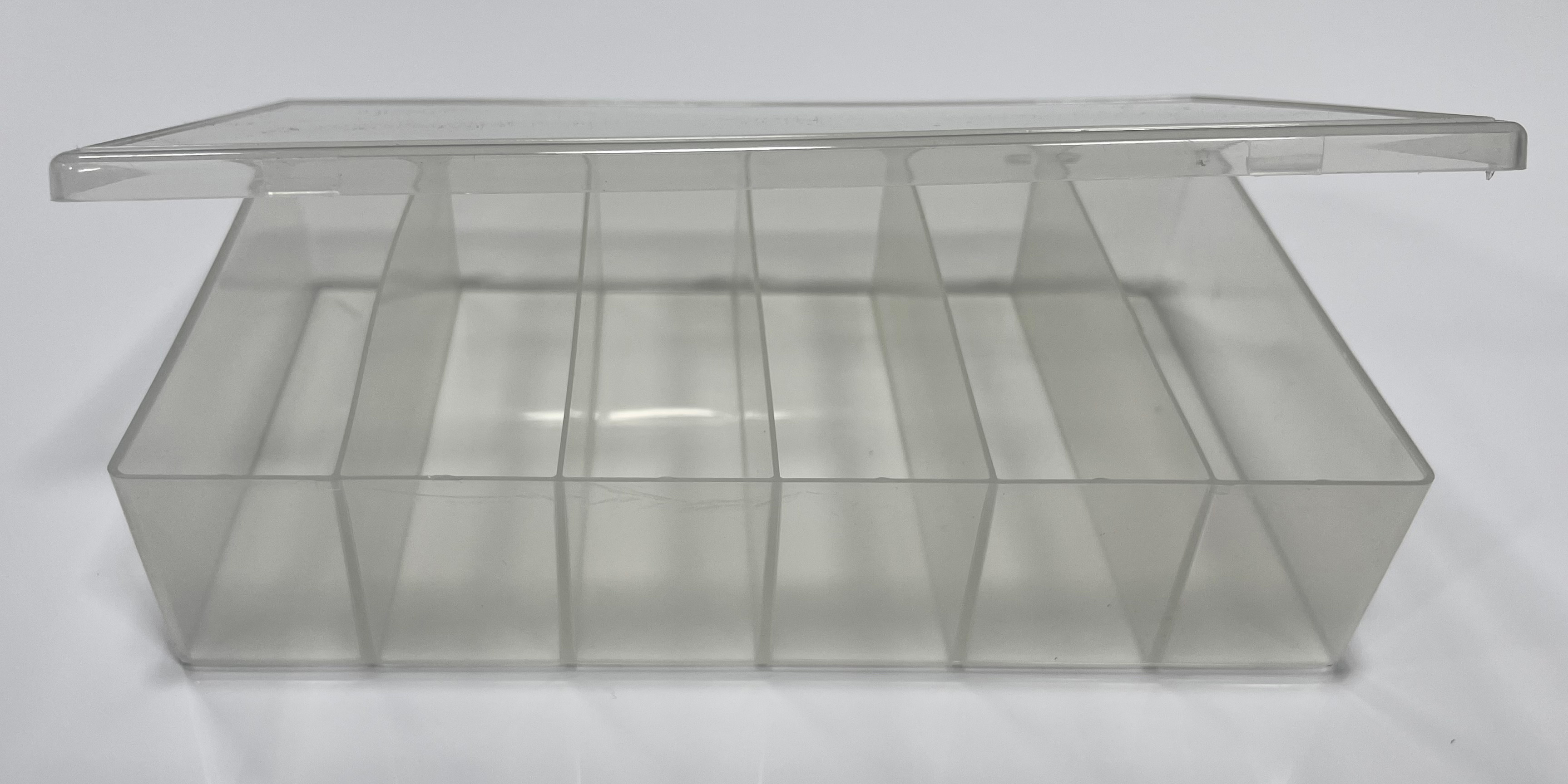 plastic storage box with six compartments